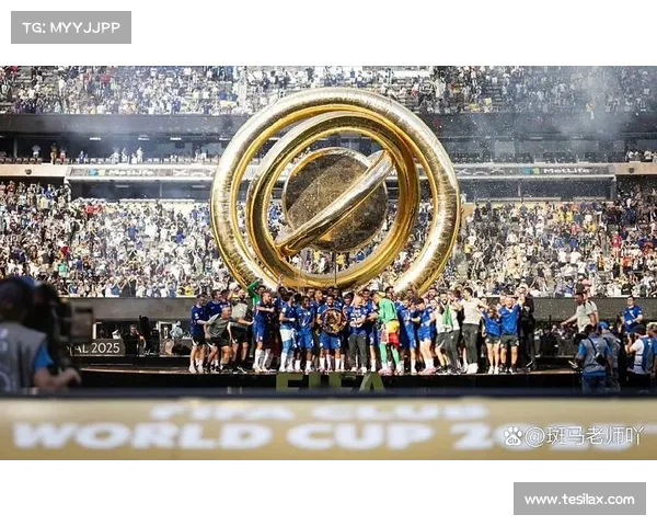 巴黎圣日耳曼欧冠成功的关键因素分析与背后战略解读